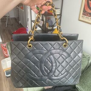Chanel Black Lambskin Quilted Large Tote Bag with Gold Chain & Leather Handles